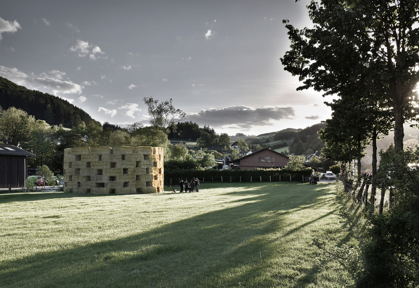 德国村庄自给自足能源的临时性庆典馆-9