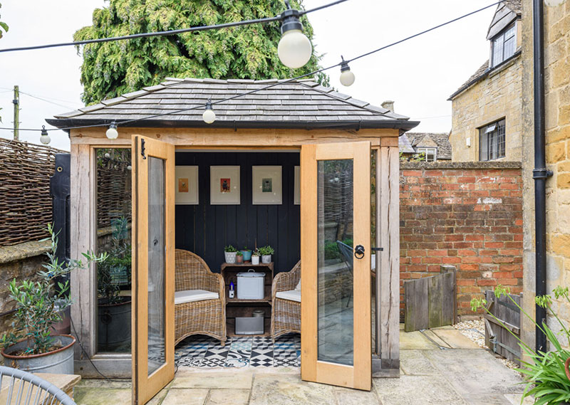 英格兰前学校建筑里的魔力花园-25