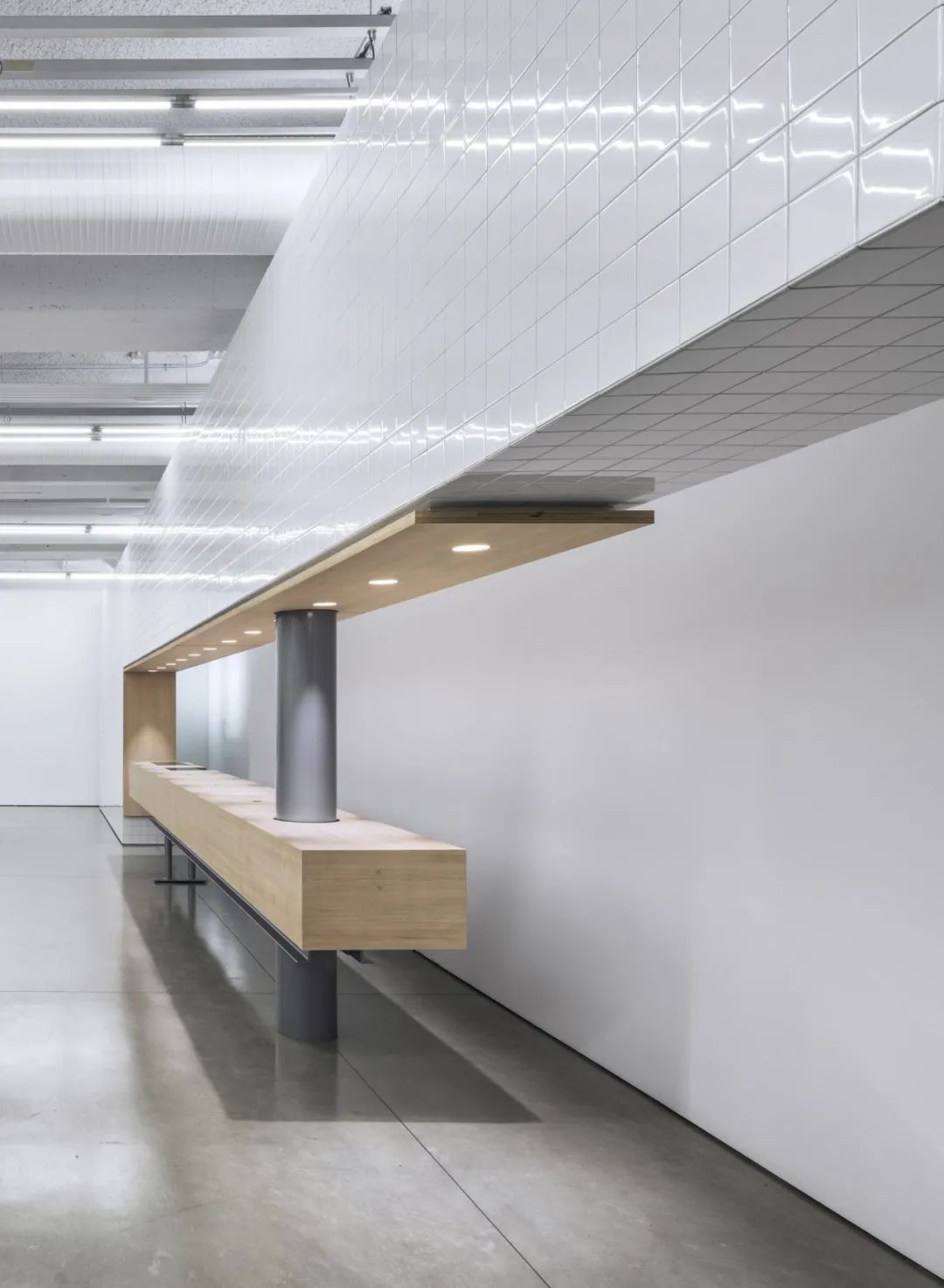 【557期】多变的服装店，吊轨赋予空间更多变化-34