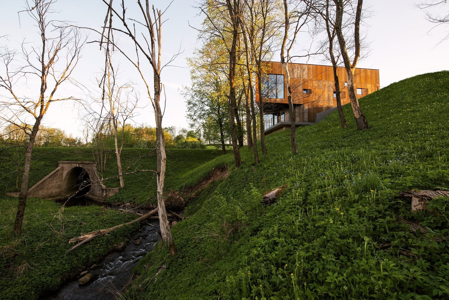 爱沙尼亚古堡中的现代朝圣者之家-8