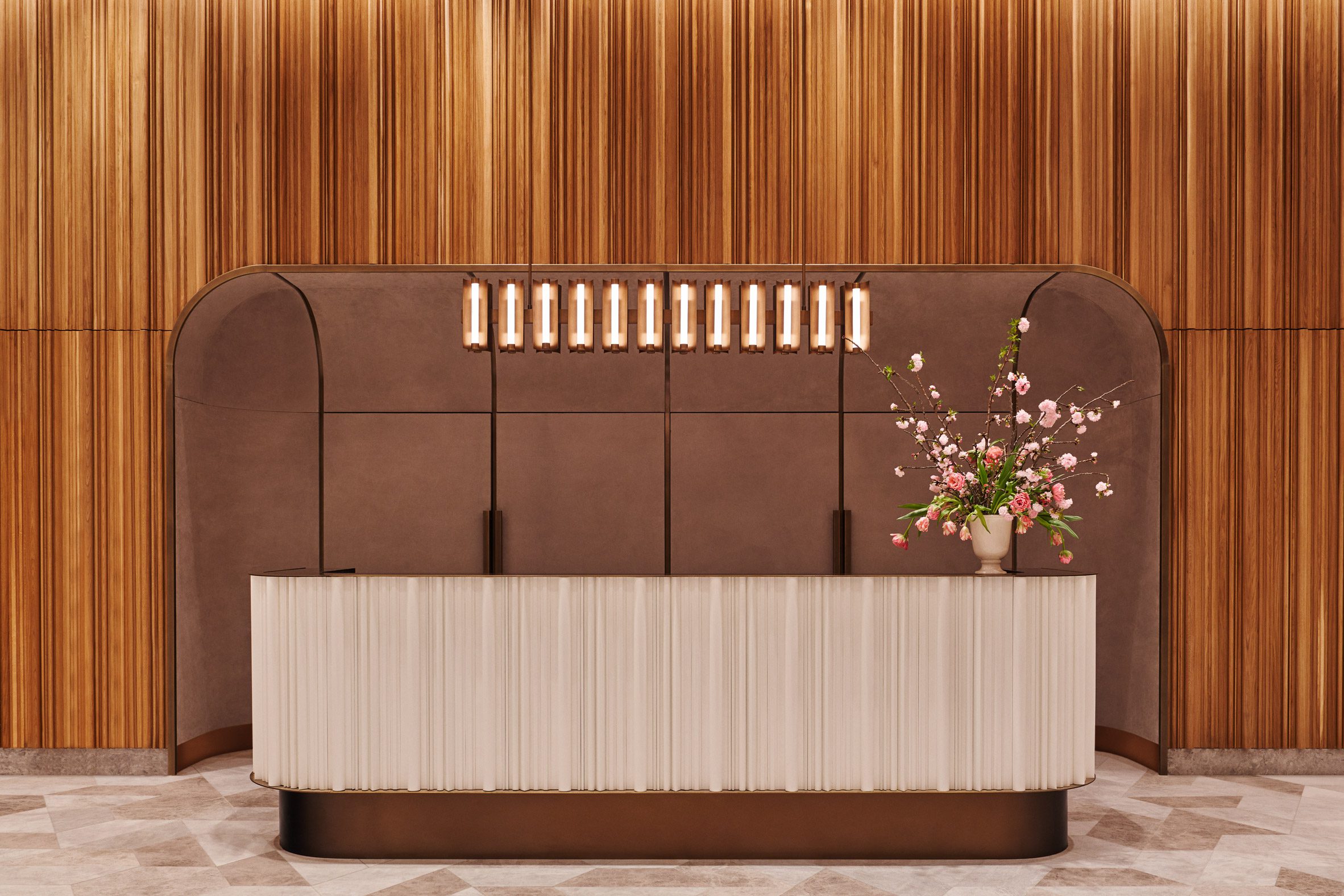 纽约布鲁克林塔楼 | 复古未来风格的豪华公寓大堂设计-6