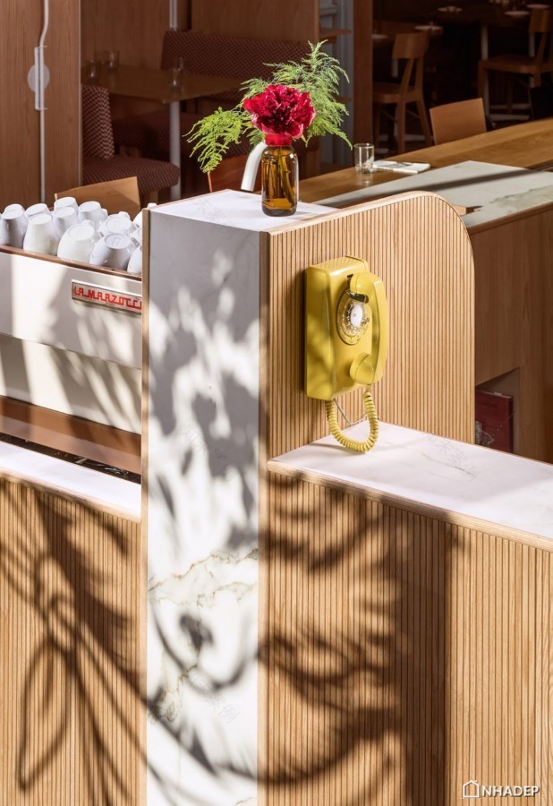 Savio Volpe餐厅丨加拿大温哥华丨Ste Marie,结合Carlo Mollino等三位设计师风格-15