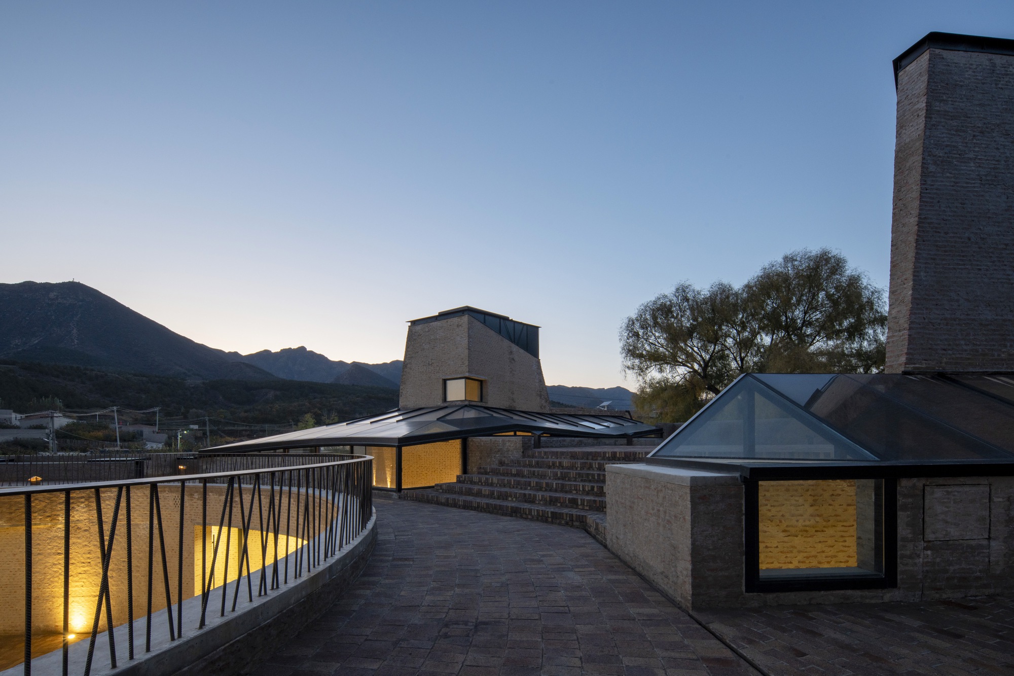 West Wusutu Village Community Center / Zhang Pengju-15