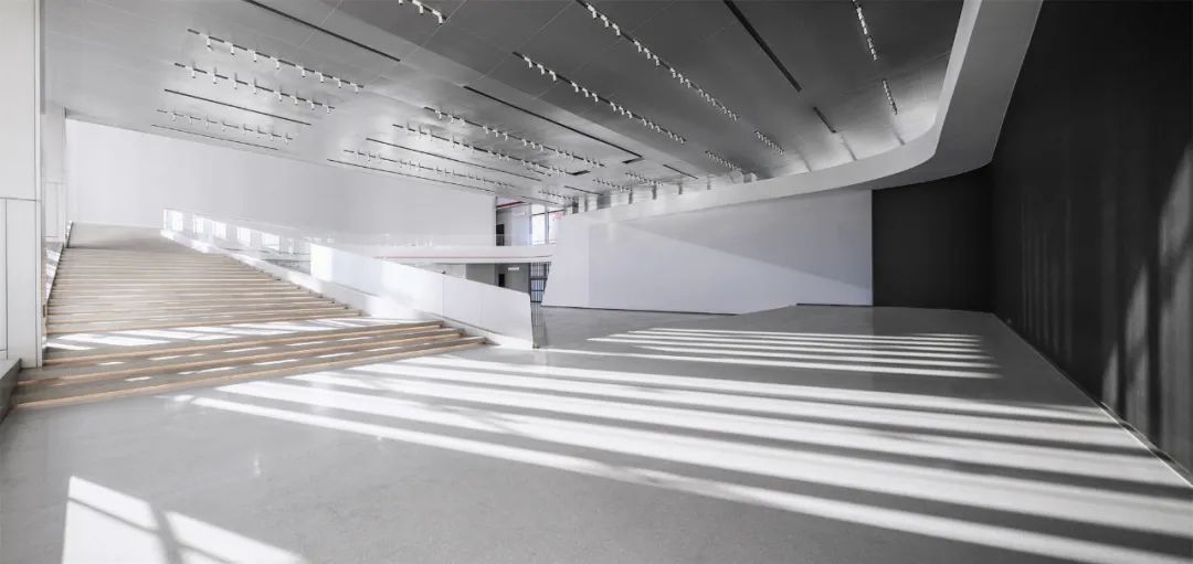 飞扬流线：旗境创新展示空间 / 华工设计院-16