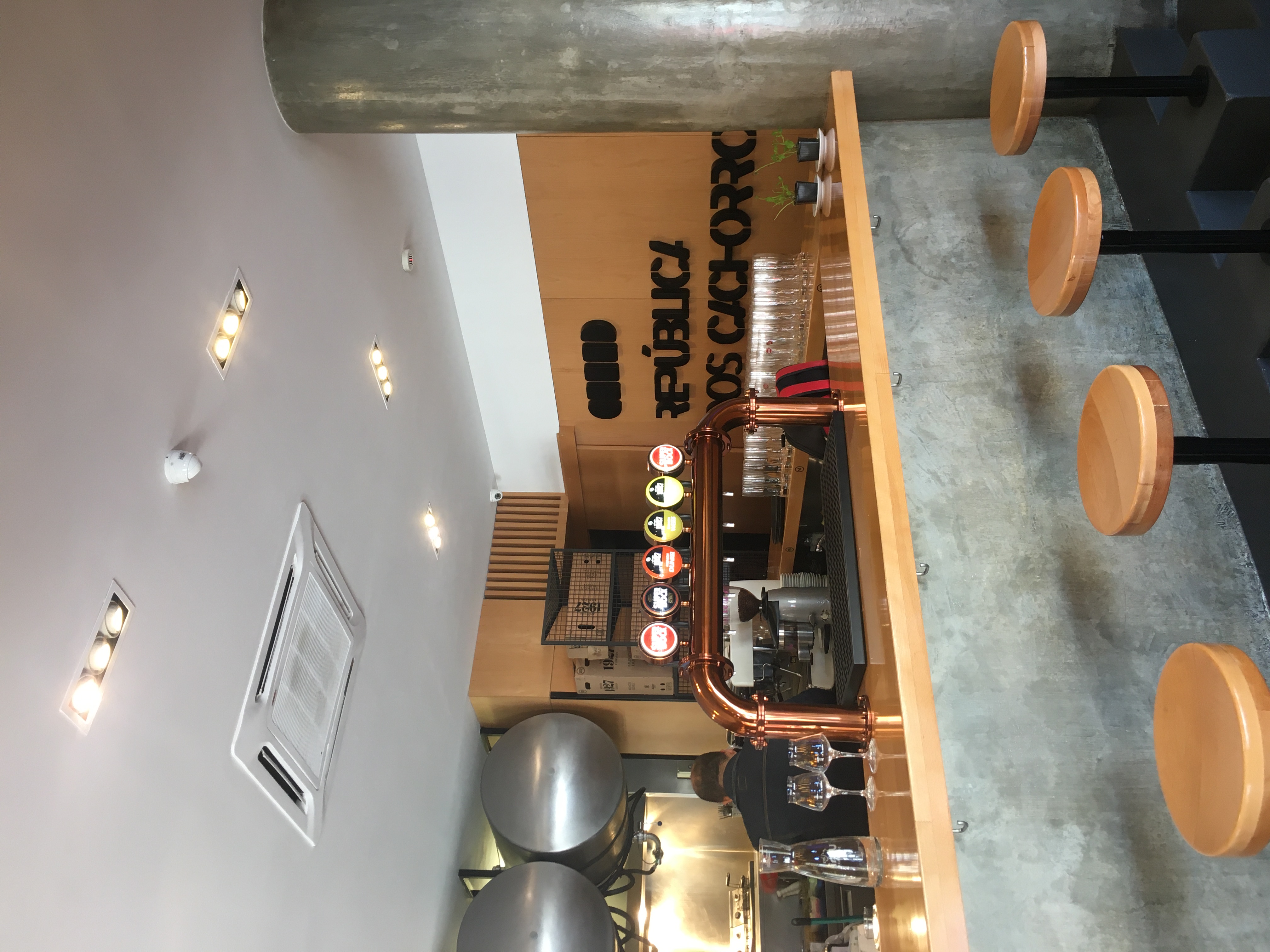 craft beer cabinet-4