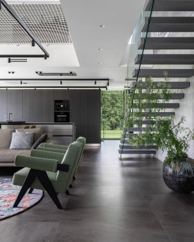 MRIIA 之家

注：由于MRIIA不是常见词汇，不清楚其确切含义，这里按照原文保留其形式进行翻译 丨乌克兰基辅丨MAKHNO Studio和Illia Tovstonog