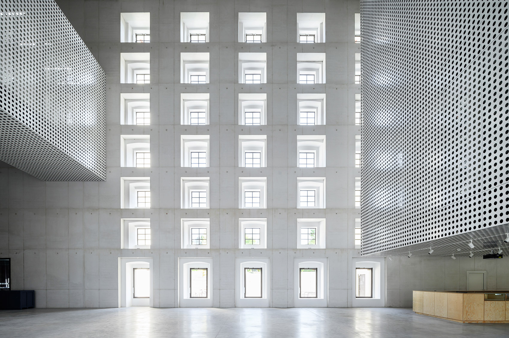 斯洛文尼亚 Cukrarna 画廊丨SCAPELAB-20