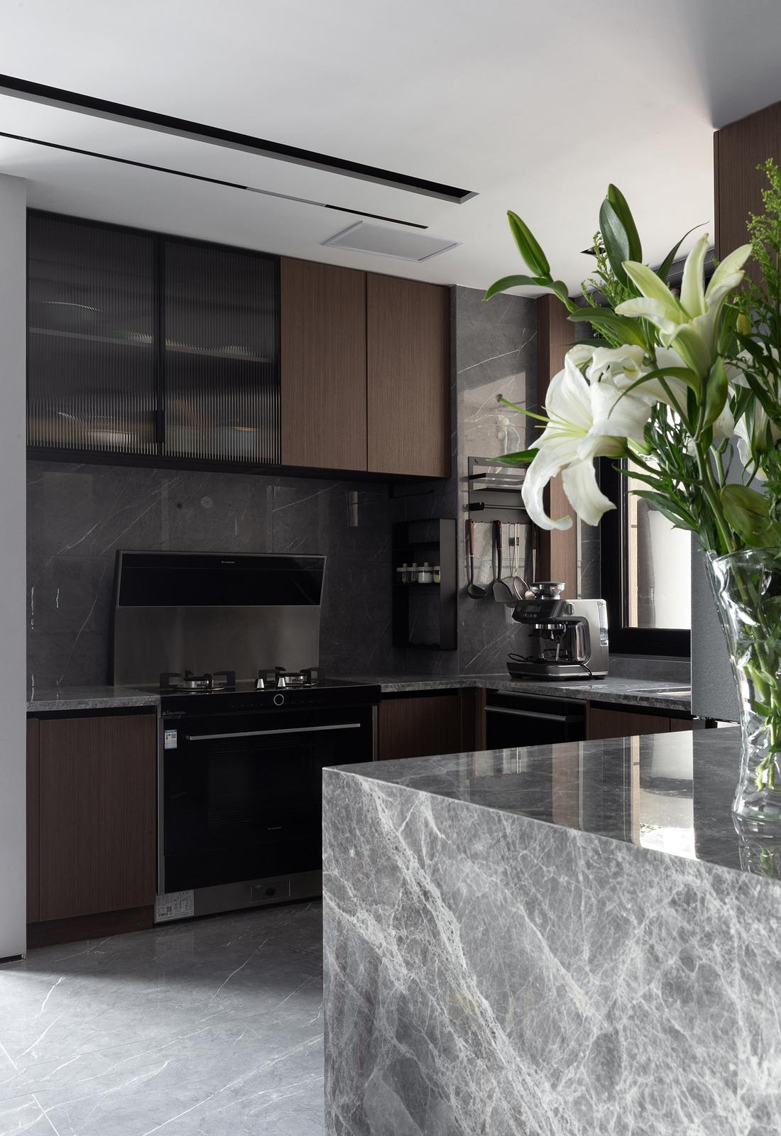 在地室内设计丨《构筑生活》丽都水岸大平层-19