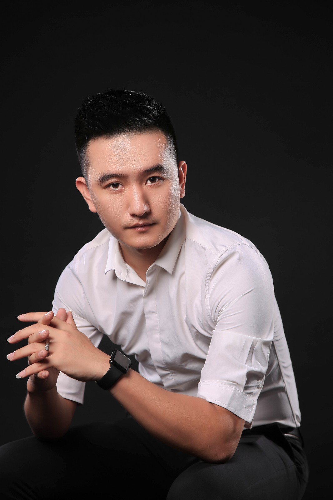 刘树煌设计总监的简约高级灰住宅设计-28