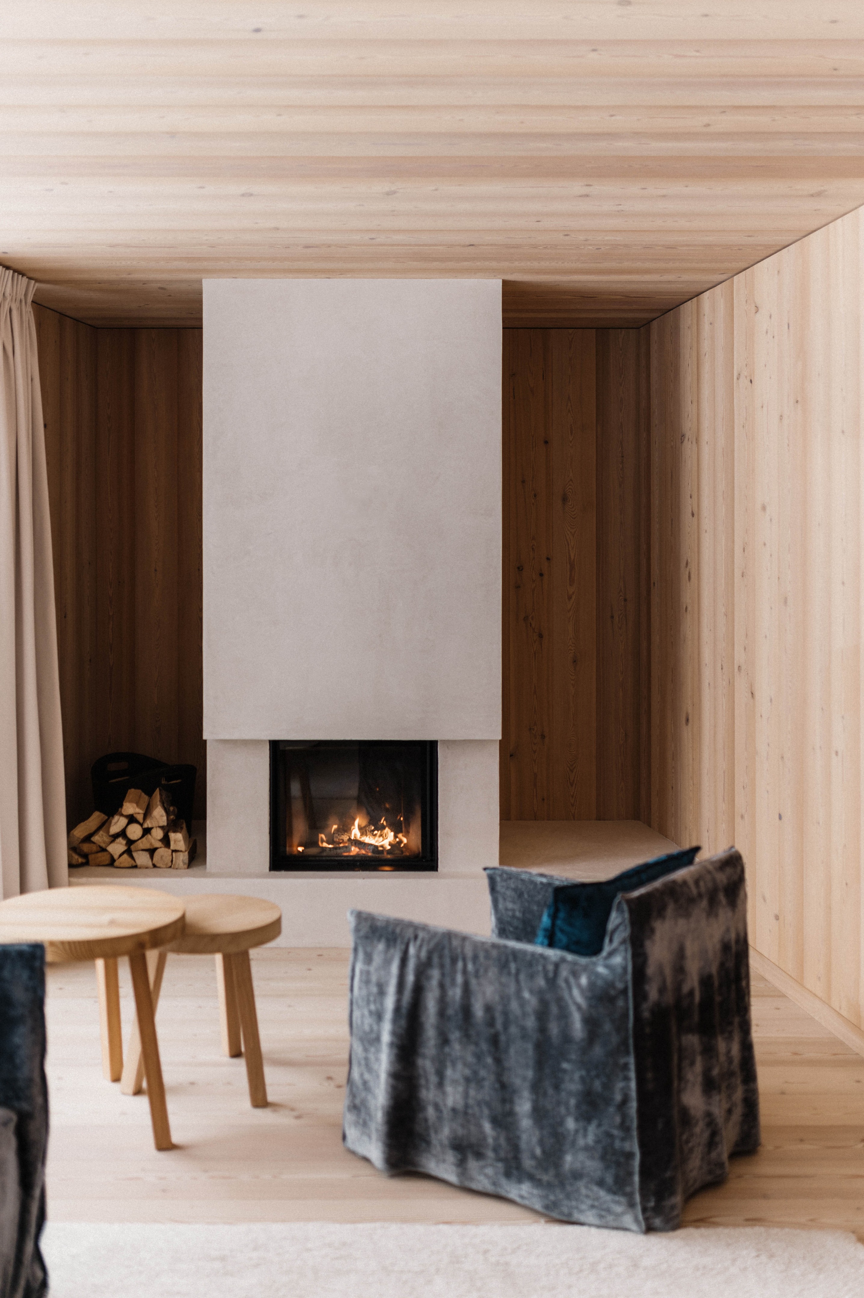 融合传统与当代的阿尔卑斯山间别墅 · Lari· Lodge丨意大利-23