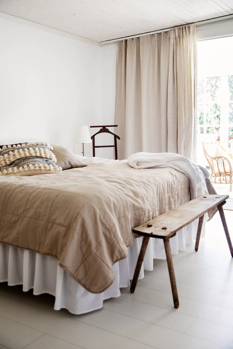 瑞典乡村小店改造的明亮温馨夏日小屋-12