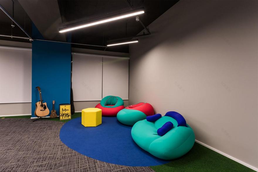 Ingresso Rápido | 工业风格总部设计,激发员工协作与创新-15