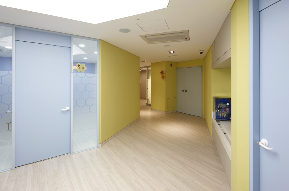 250 平亲子乐园 | 温馨舒适的现代设计-11