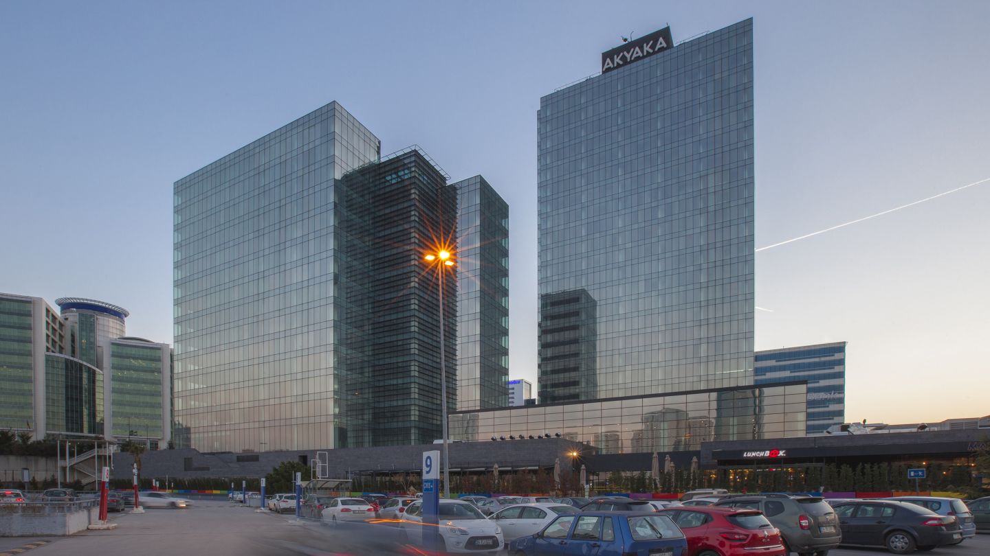 Modern East - Antasya Usos mixtos Istanbul · Turquía | L35 Arquitectos-1