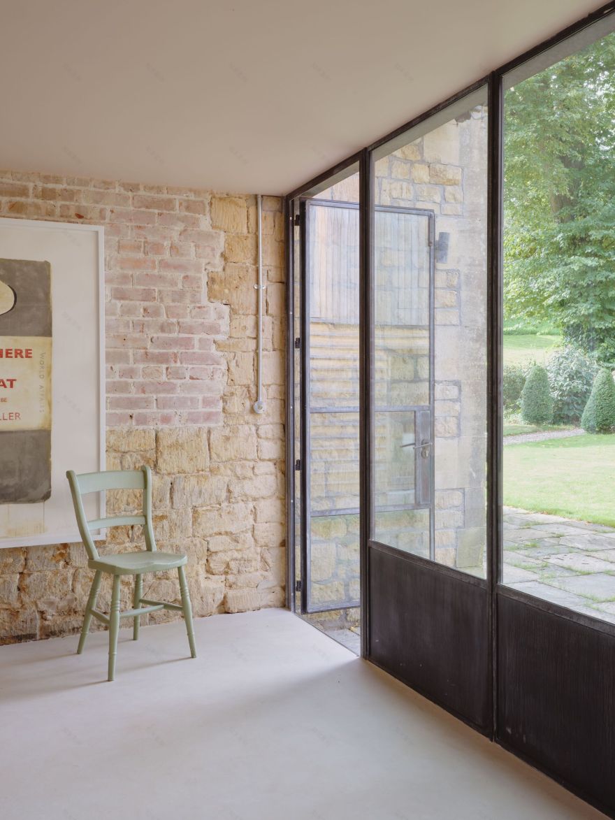 Pitcombe’s Old School House Renovation / Bindloss Dawes-23