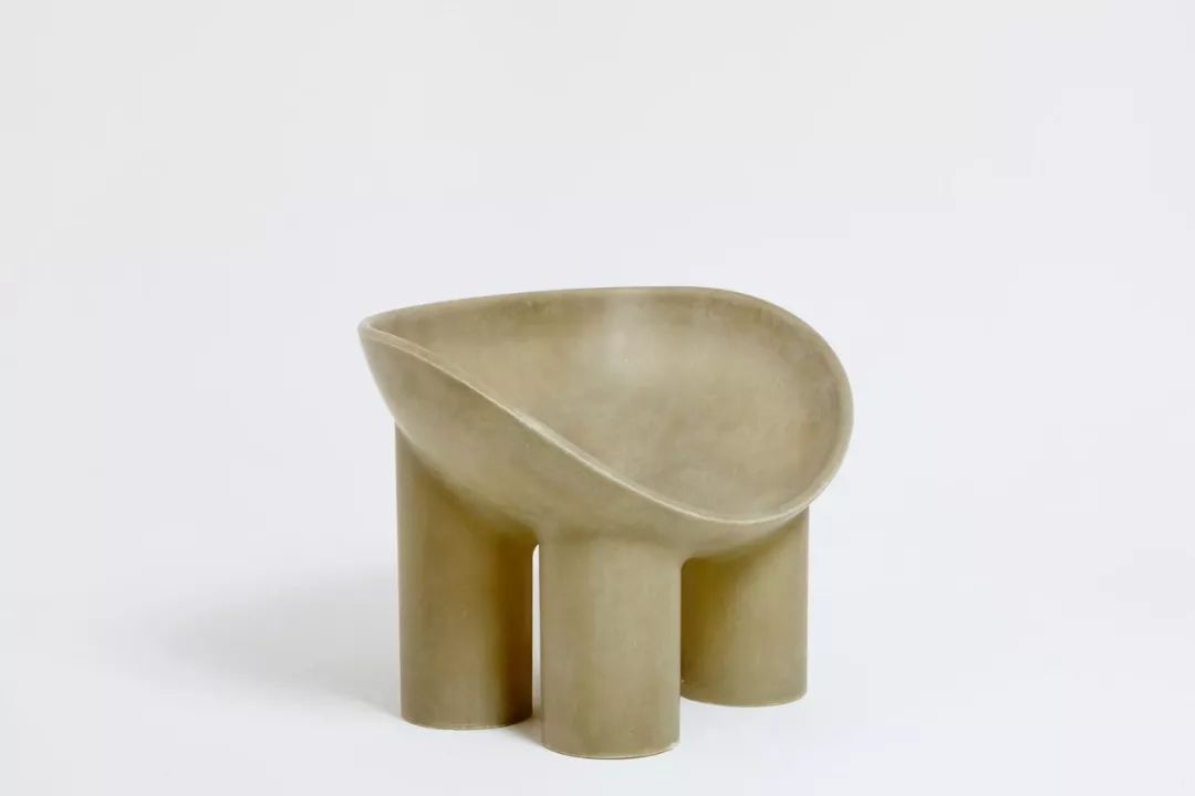 多学科设计大师 Faye Toogood 的手工实验艺术-9