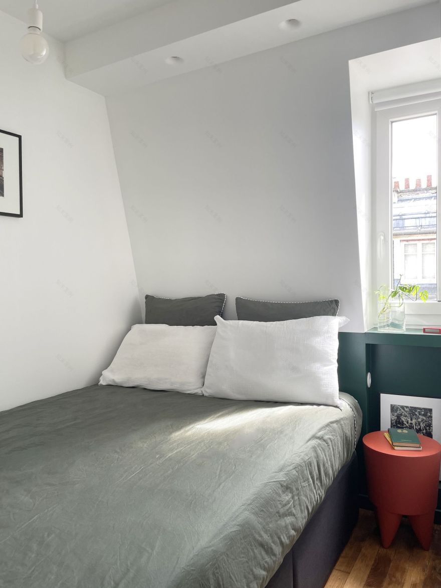 巴黎屋顶下靠近植物园的25平米小公寓丨法国巴黎丨Ami工作室(Charlotte Fontaine等创立)-16