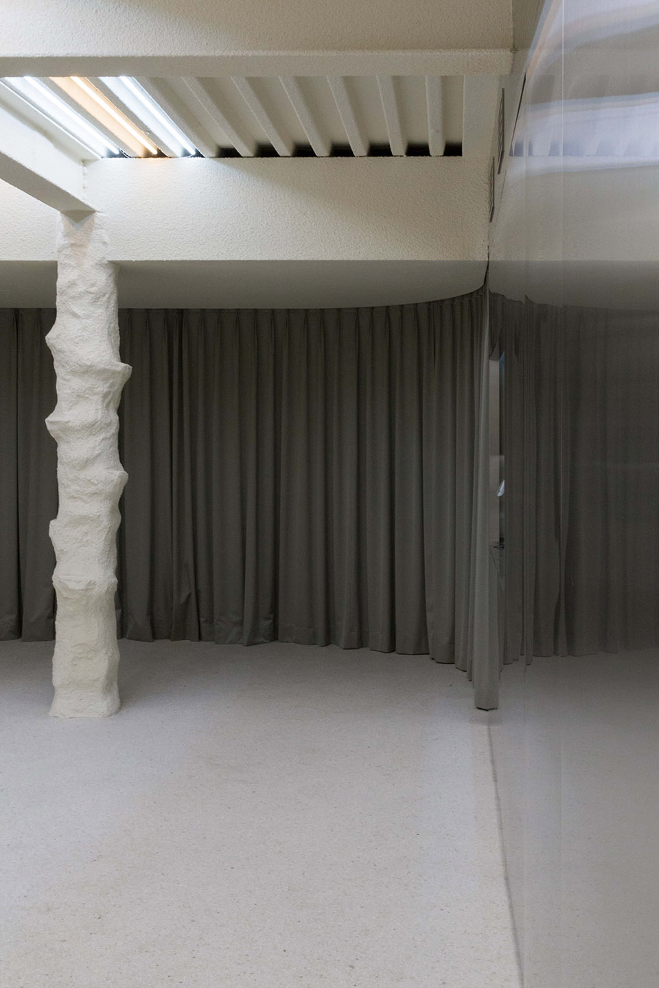 Andersson Bell旗舰店,首尔 / Creative Studio Unravel-26