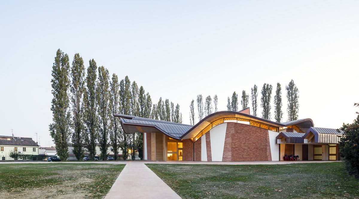 San Giacomo Apostolo Church and Parish Complex / Miralles Tagliabue EMBT-46