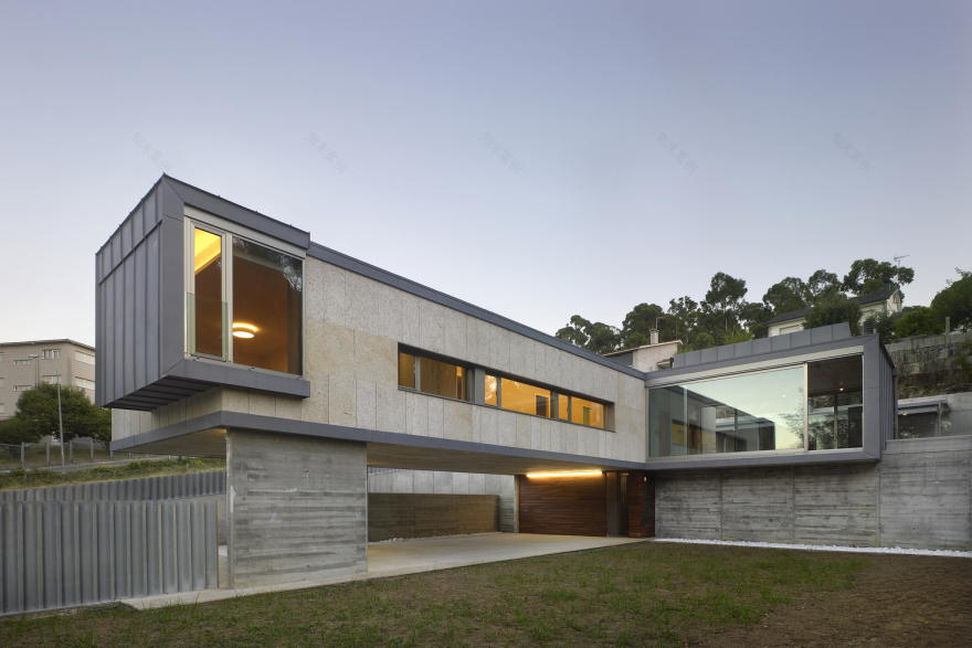 绿意盎然的西班牙花园住宅-28