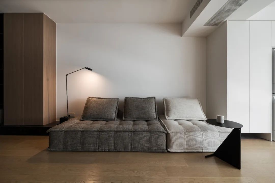 88㎡平层,精装改造原木极简家丨罗利,曹琛-35