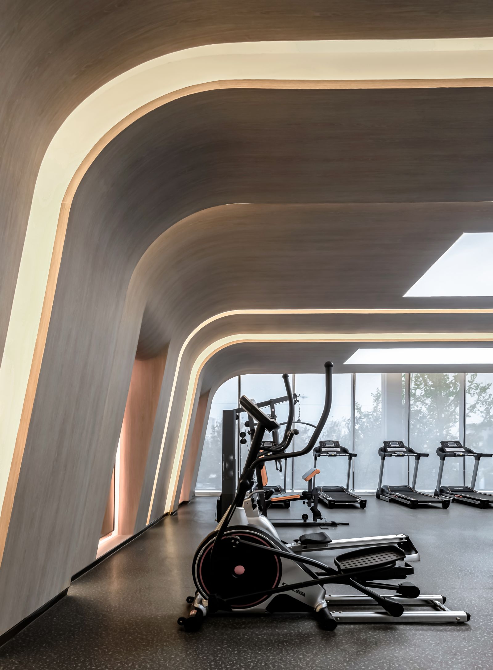 健身瑜伽休闲会所丨中国开封丨运成设计-10