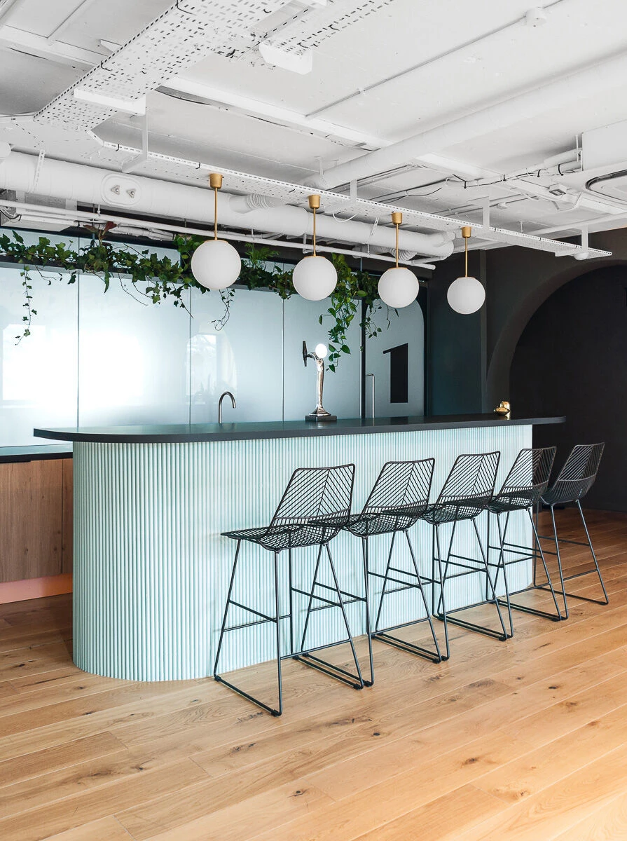 伦敦金融软件公司 Galatea 办公室的休闲空间设计-23