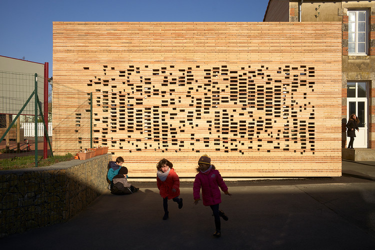 法国 Vendée 地区 Chaillé·sous·les·Ormeau· 市政厅扩建工程-7