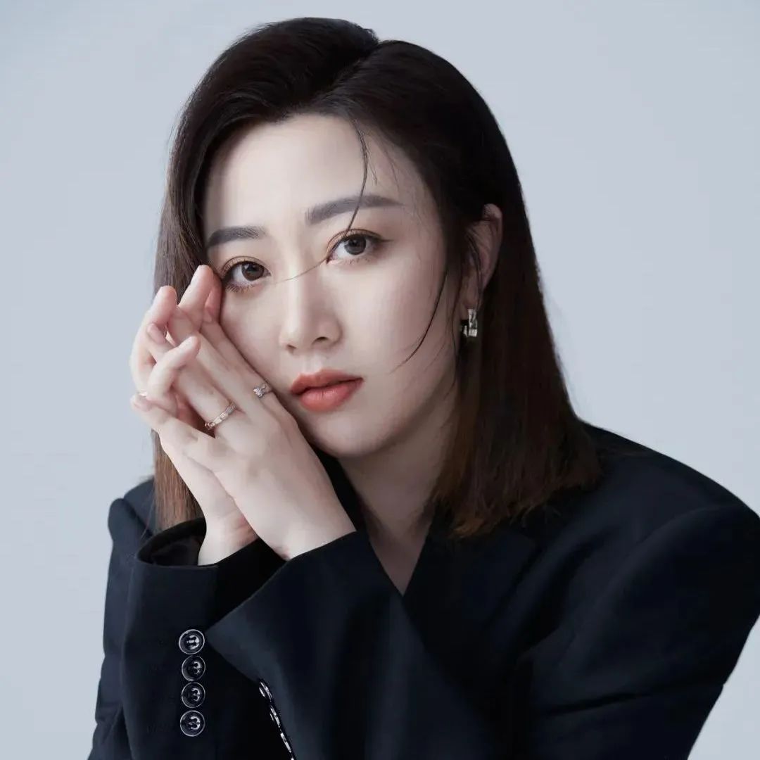 纵情光影|白色魔力解构生活空间丨中国常州丨王丽雅,王煜寅,高梦雅-7