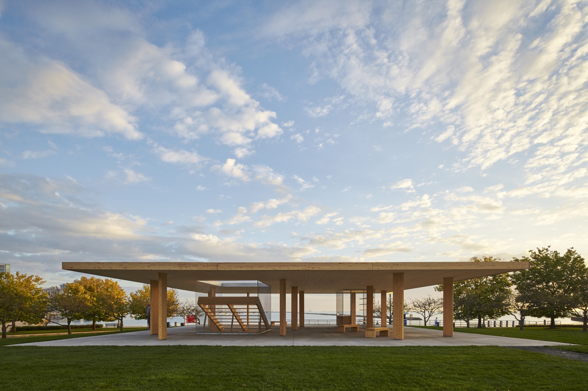 芝加哥湖滨亭 | 木构建筑的简约魅力-17