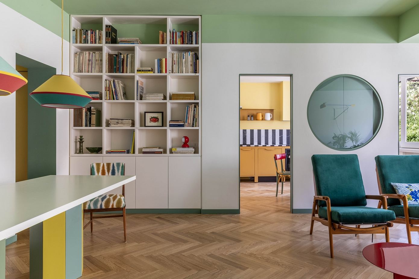 Casa Monti Parioli: Color-Rich Roman Apartment for Modern Living-3