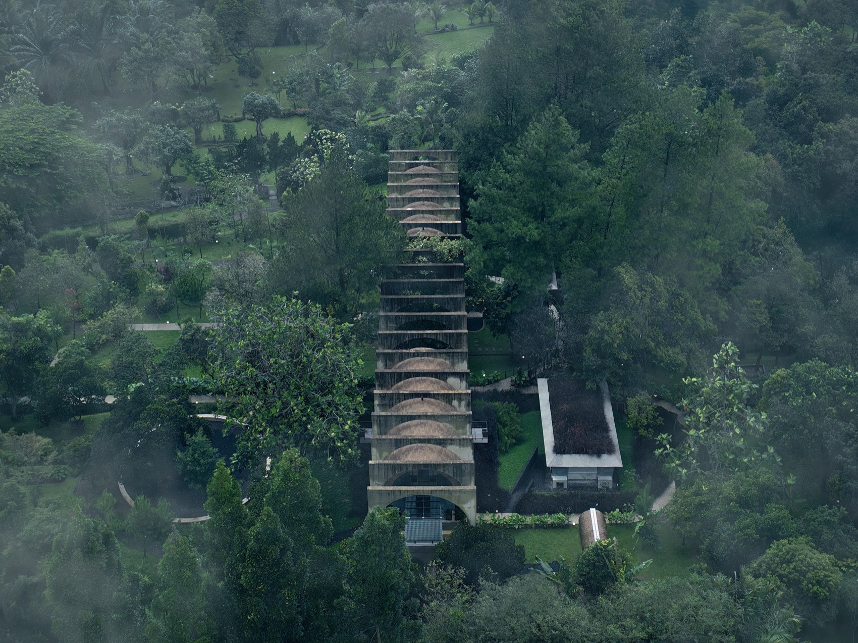 圣殿隧道花园丨印度丨RAD+AR-99