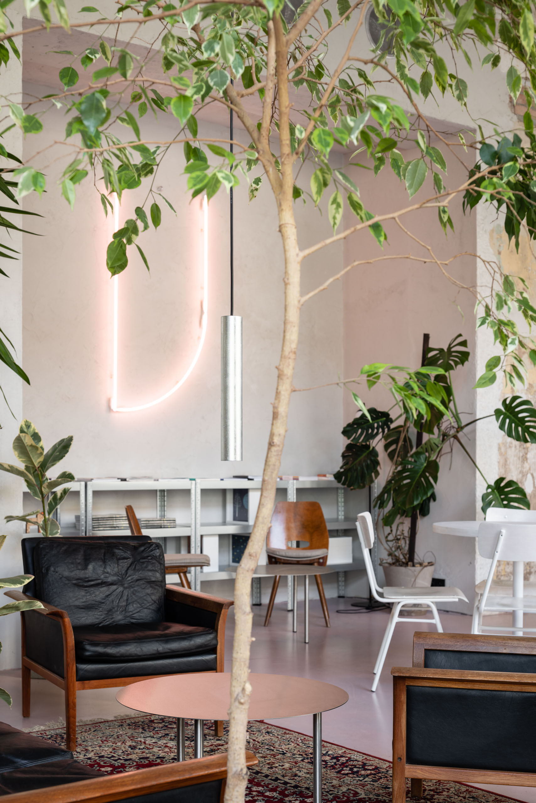 咖啡馆讲解丨Grau Architects-33