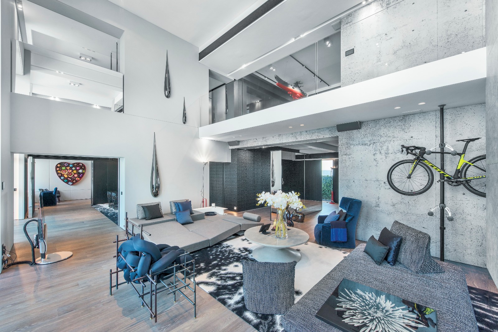 澳门氹仔复式海景房 | 极简工业风与现代艺术的完美融合-0