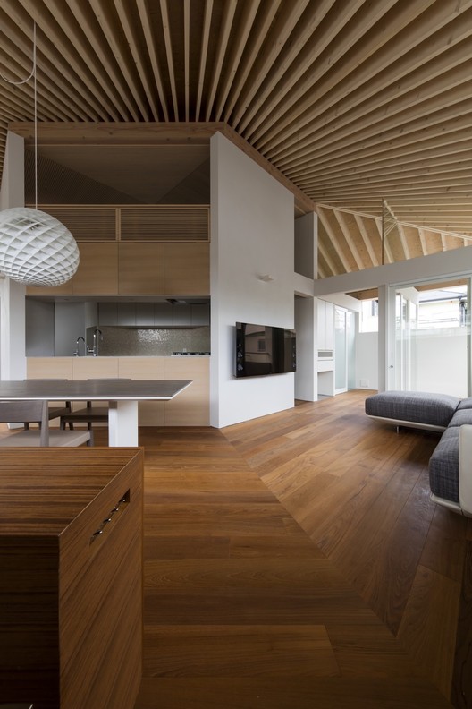 市中心的开放式木屋-25