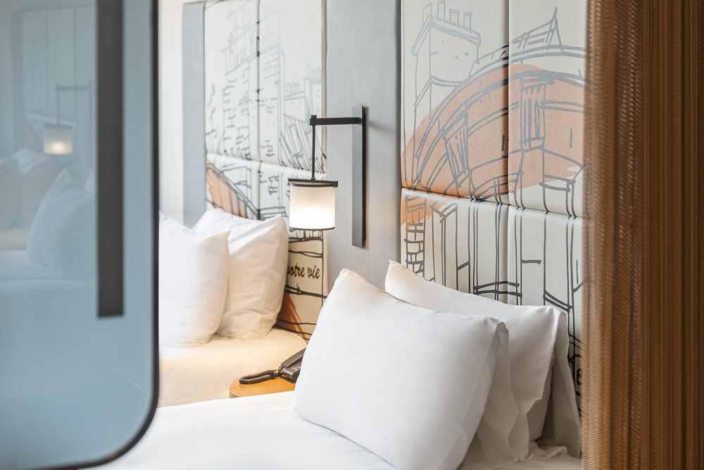 Ibis Style Guestroom Design -2