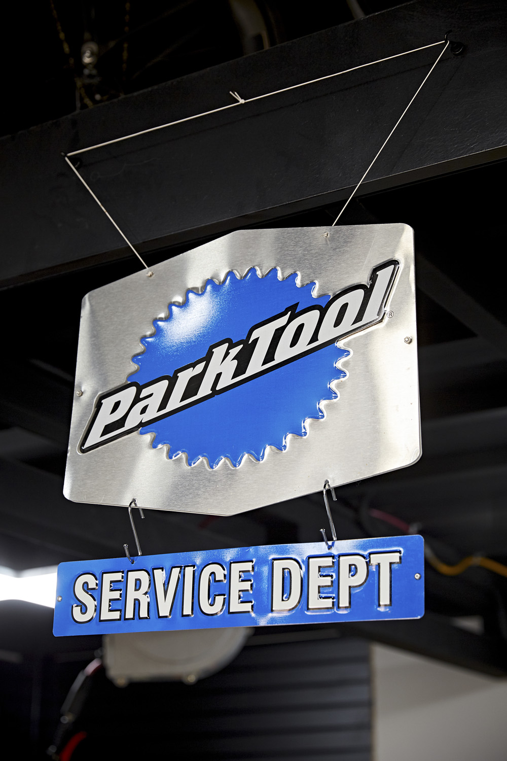 기어스大巴餐厅 | 独特工业风格的 24 平米小空间内饰设计-15