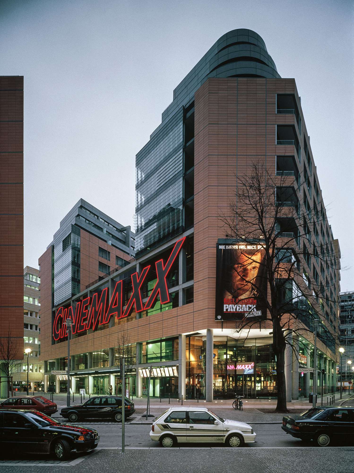 柏林波茨坦广场A2含影院,酒店和办公室的建筑综合体丨德国柏林丨WWA Architekten-0