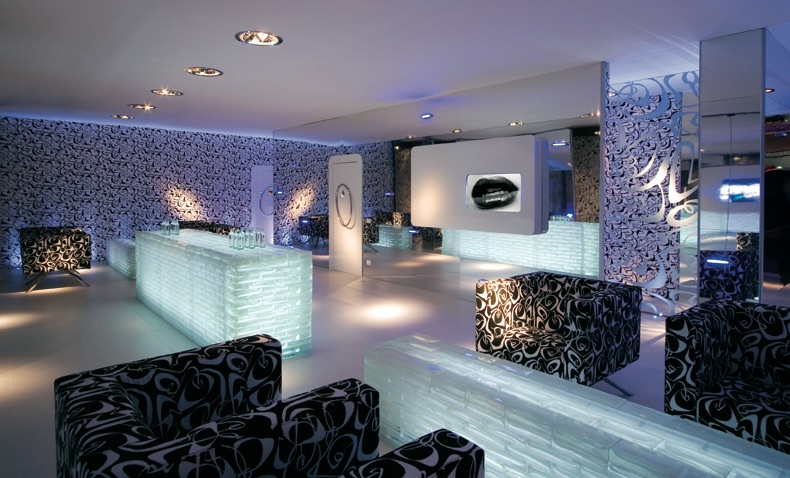 cheap & chic | Simone Micheli Architectural Hero-2