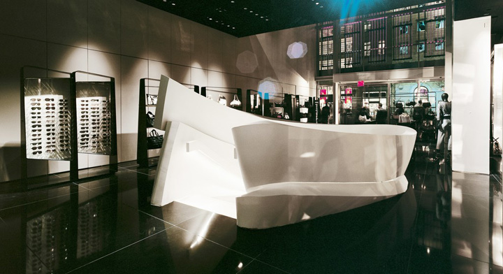 Doriana和纽约的Massimiliano福克萨斯，阿玛尼店-3