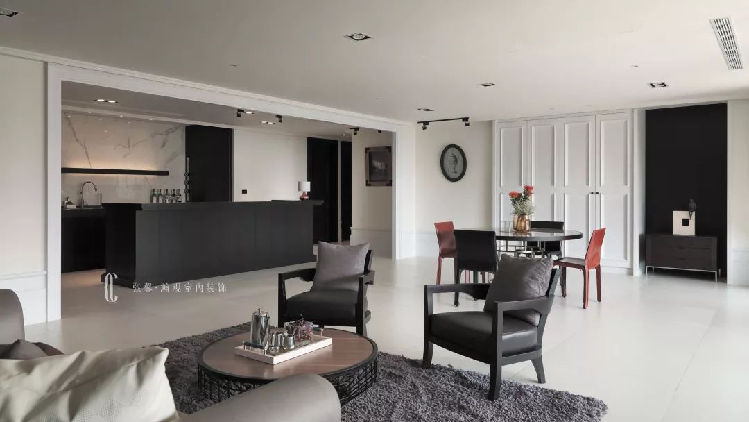 【空间故事】363㎡，空中飞人的暖对比个性宅-17