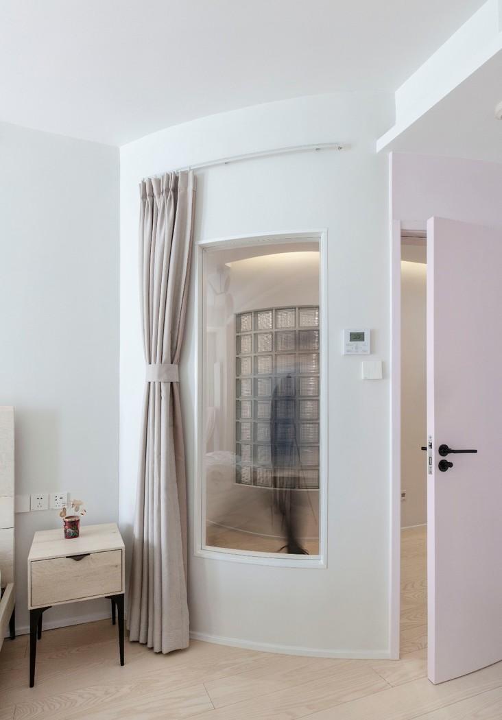 弧形长廊引导的现代家居设计-38