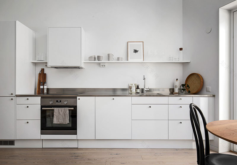 层叠空间的魔法,35 平米小公寓变出两层-4