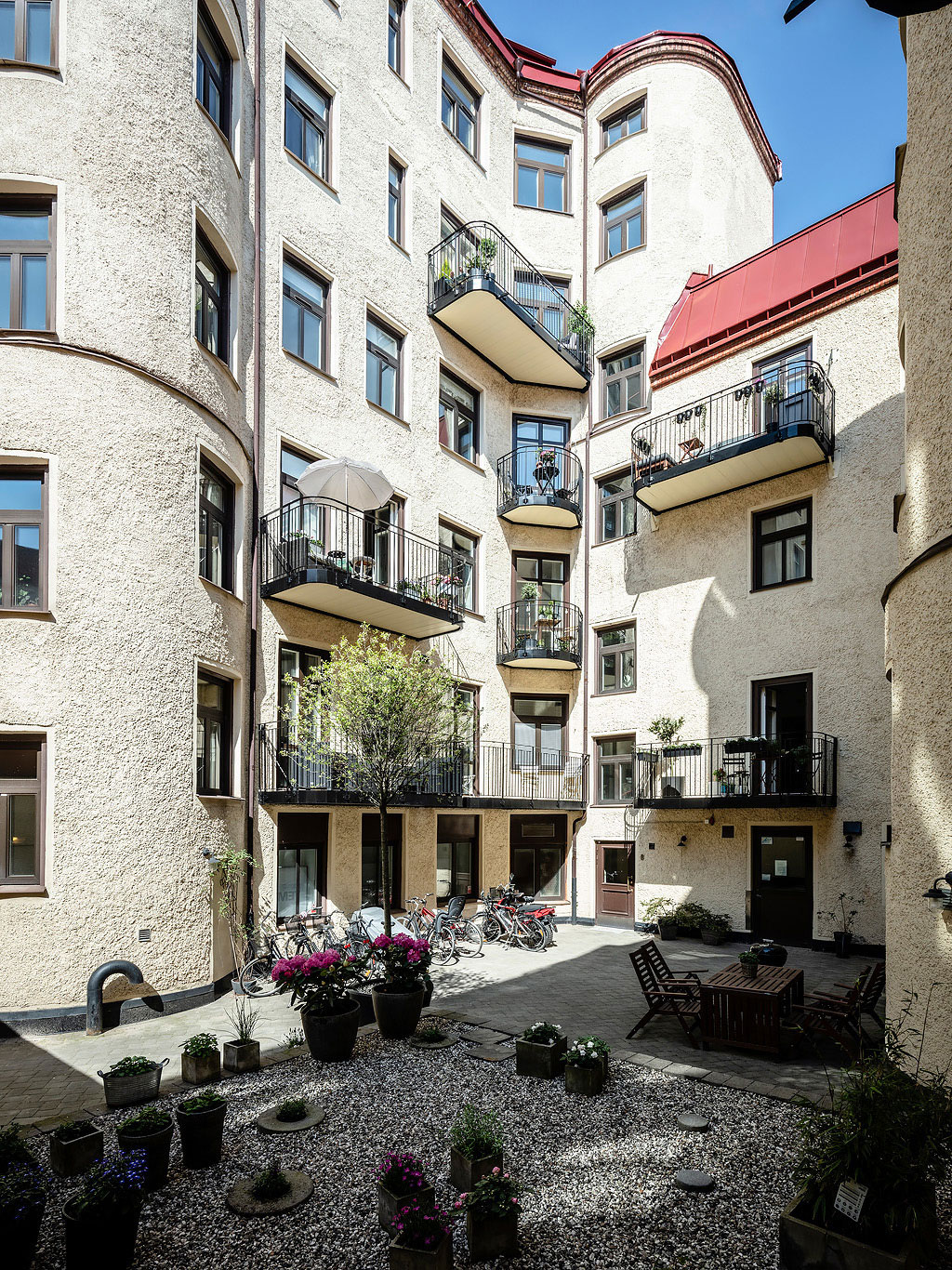 斯德哥尔摩 73 平米全白客厅不锈钢厨房公寓-37