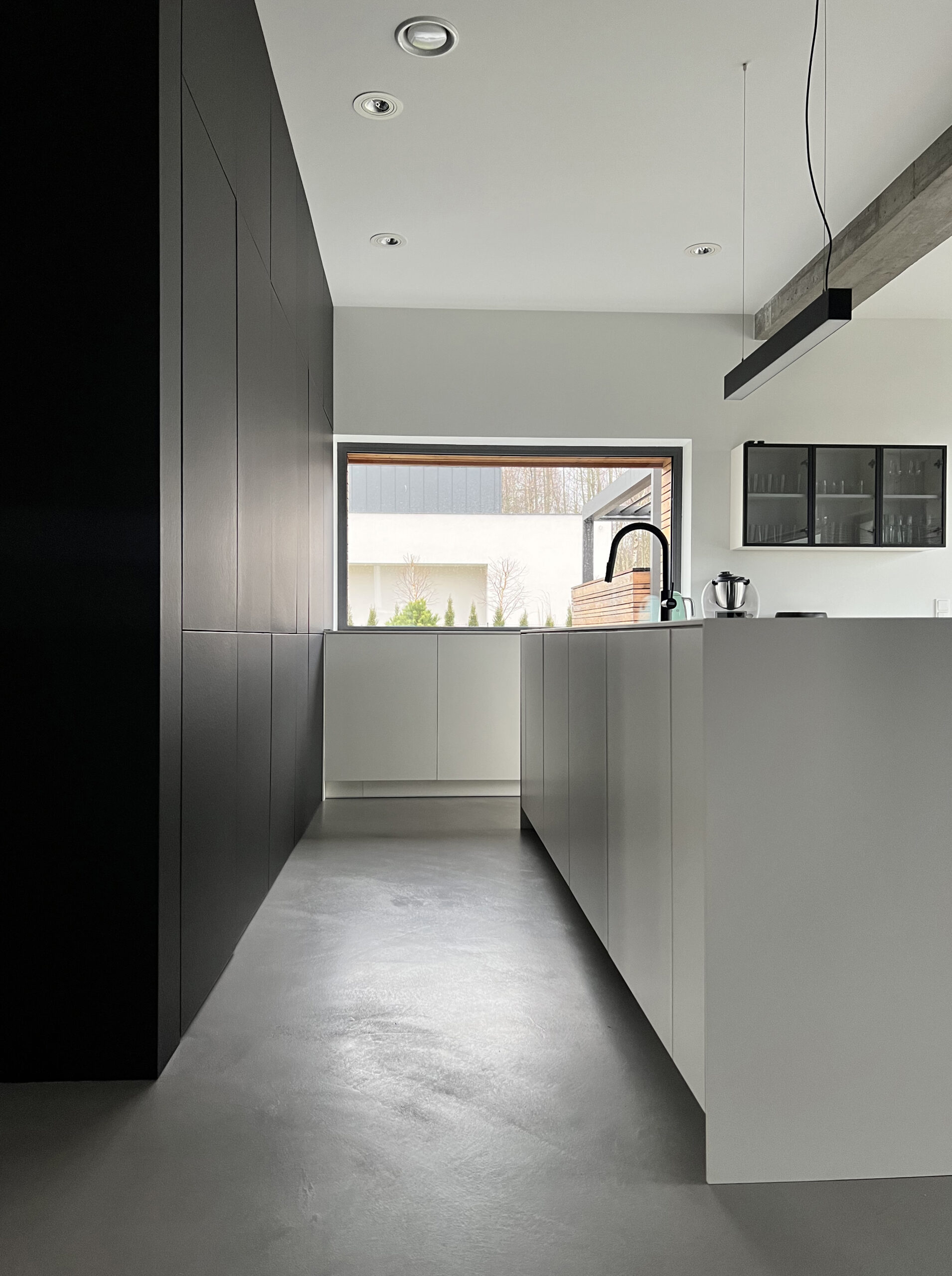 Jasnowska Interior Design |   Minimalistyczna przestrzeń we współczesnym domu | Minimalistic space in the modern house-21