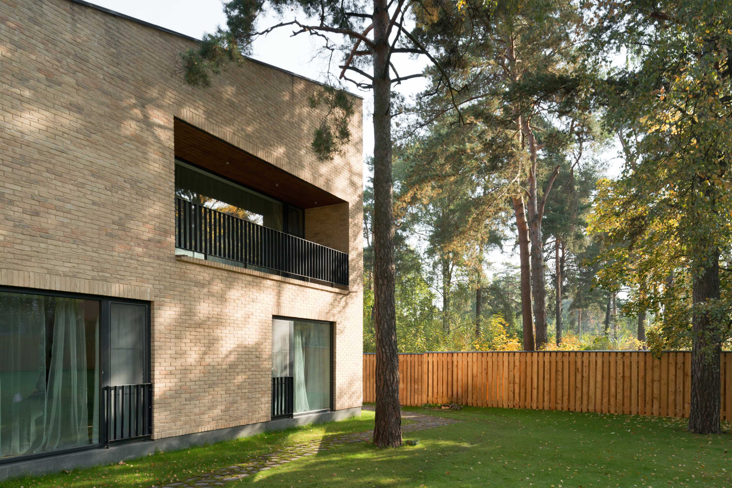 莫斯科郊区别墅，绿意环绕的现代生活-43