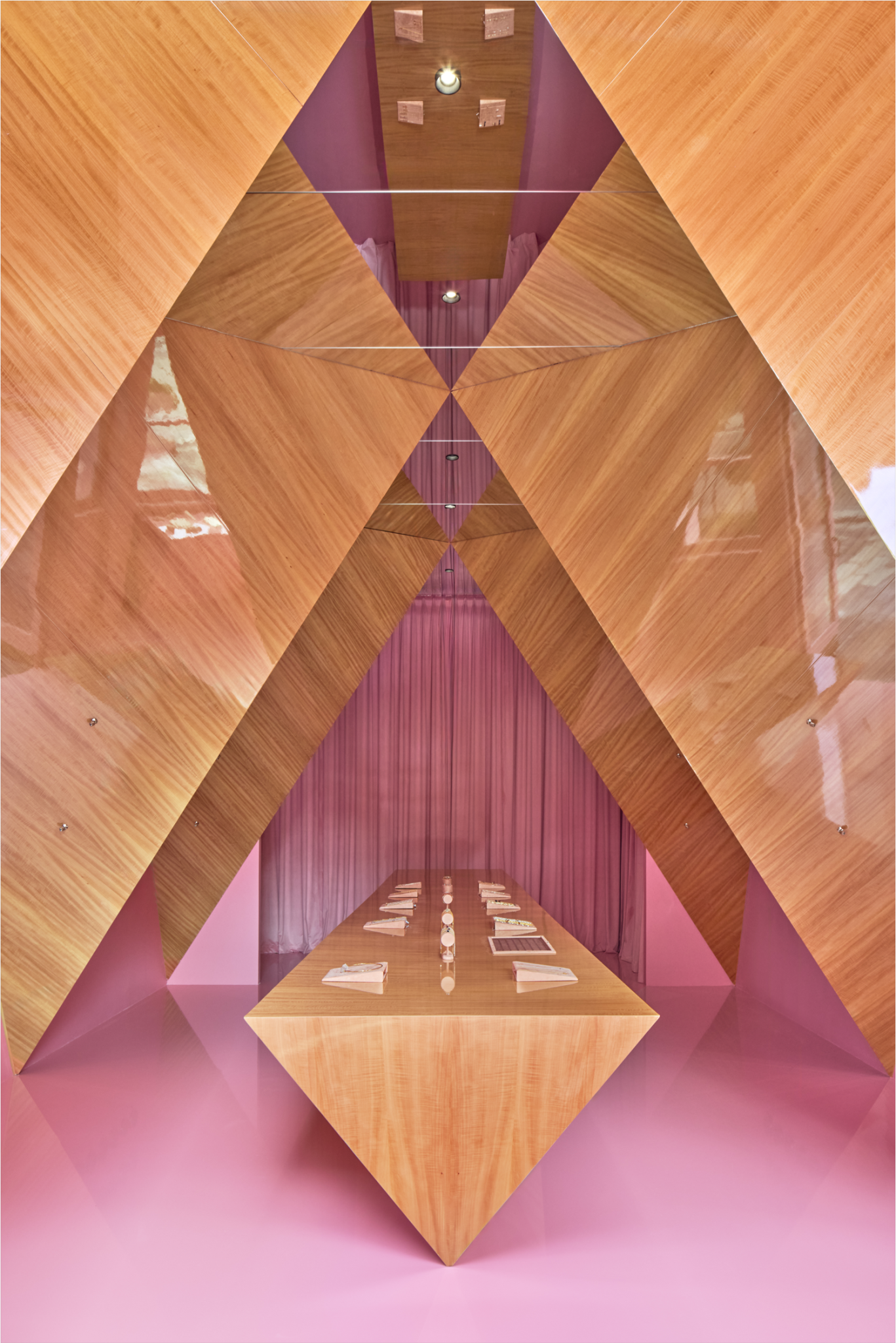 林德扎商店丨阿联酋迪拜丨Elena Lokastova-6