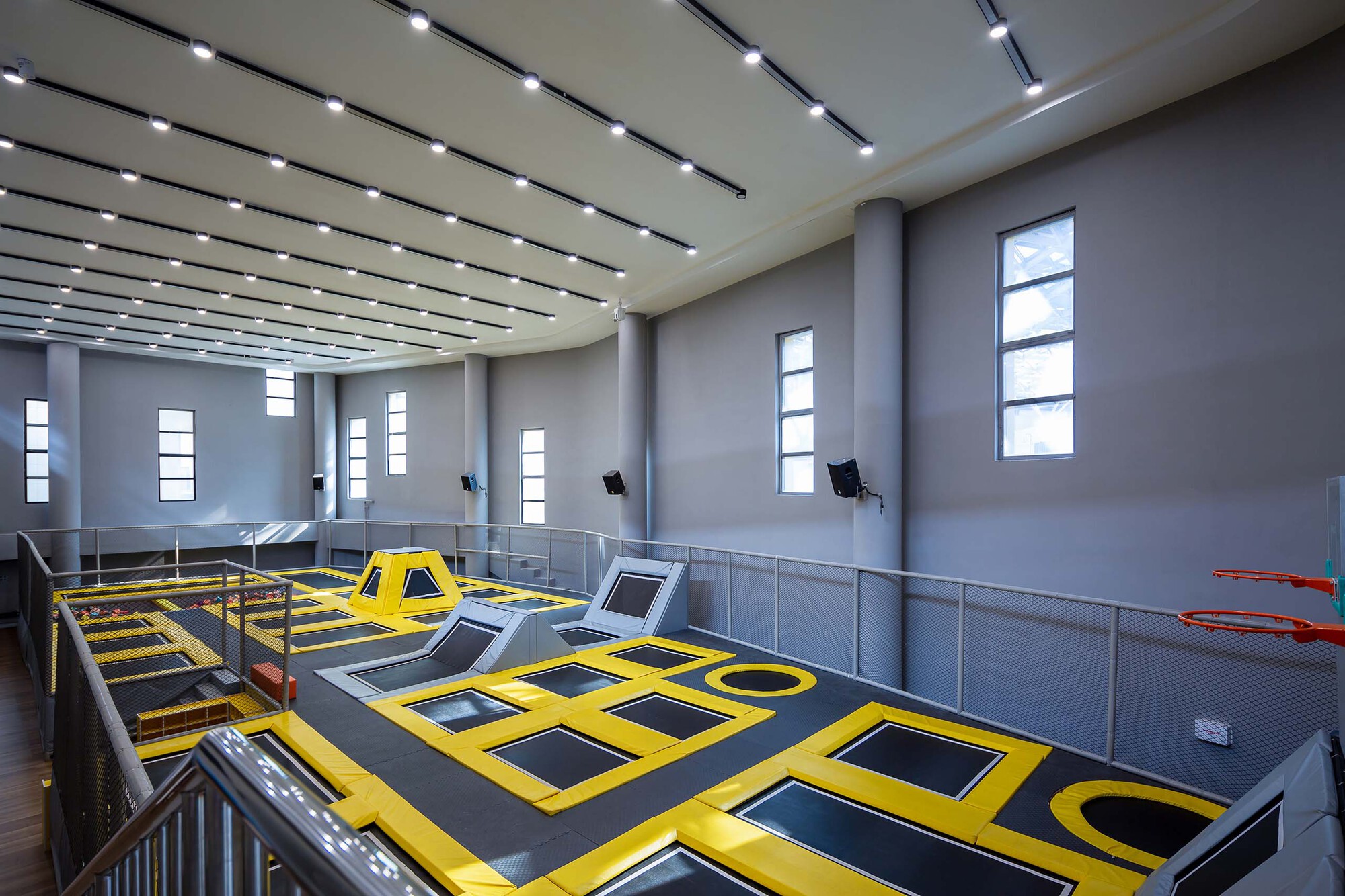 Tongxiang National Fitness Center and Li Ning Sports Park / PT Architecture Design-26