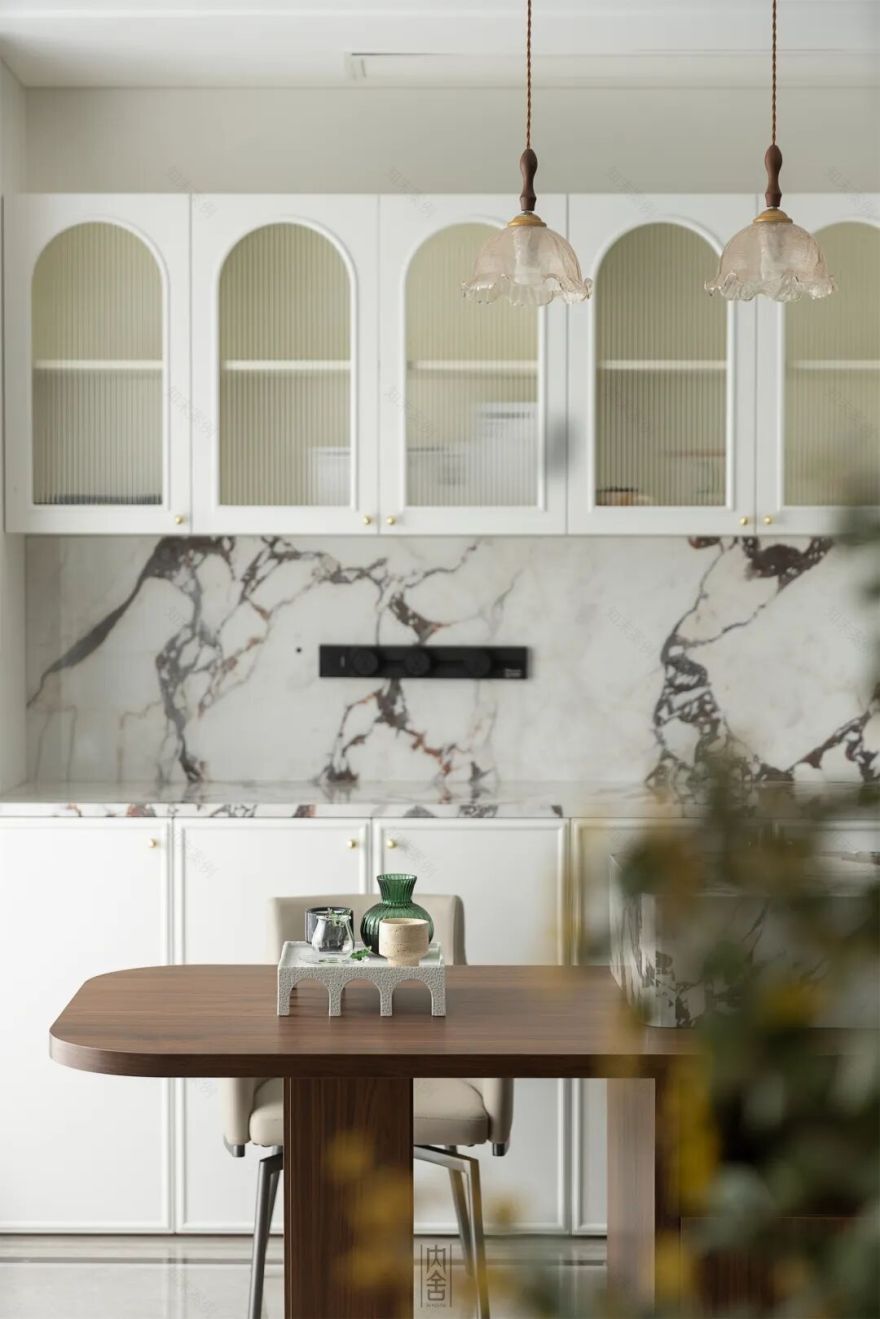 内舍软装丨235㎡下叠法式混搭风,赋予空间由线条、色彩、层次激发出的趣味碰撞!-29