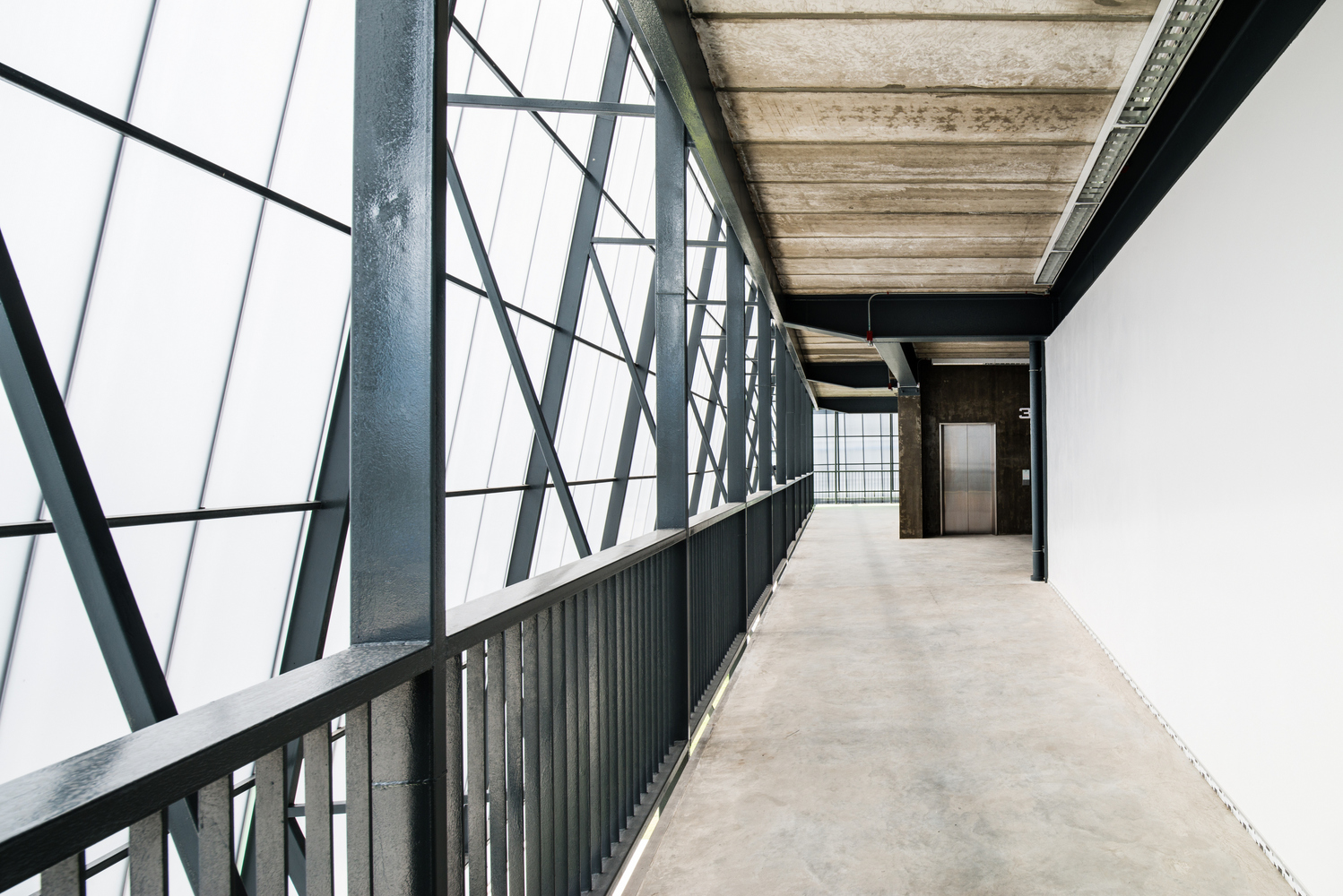 泰国 Silpakorn 大学地标性建筑-58